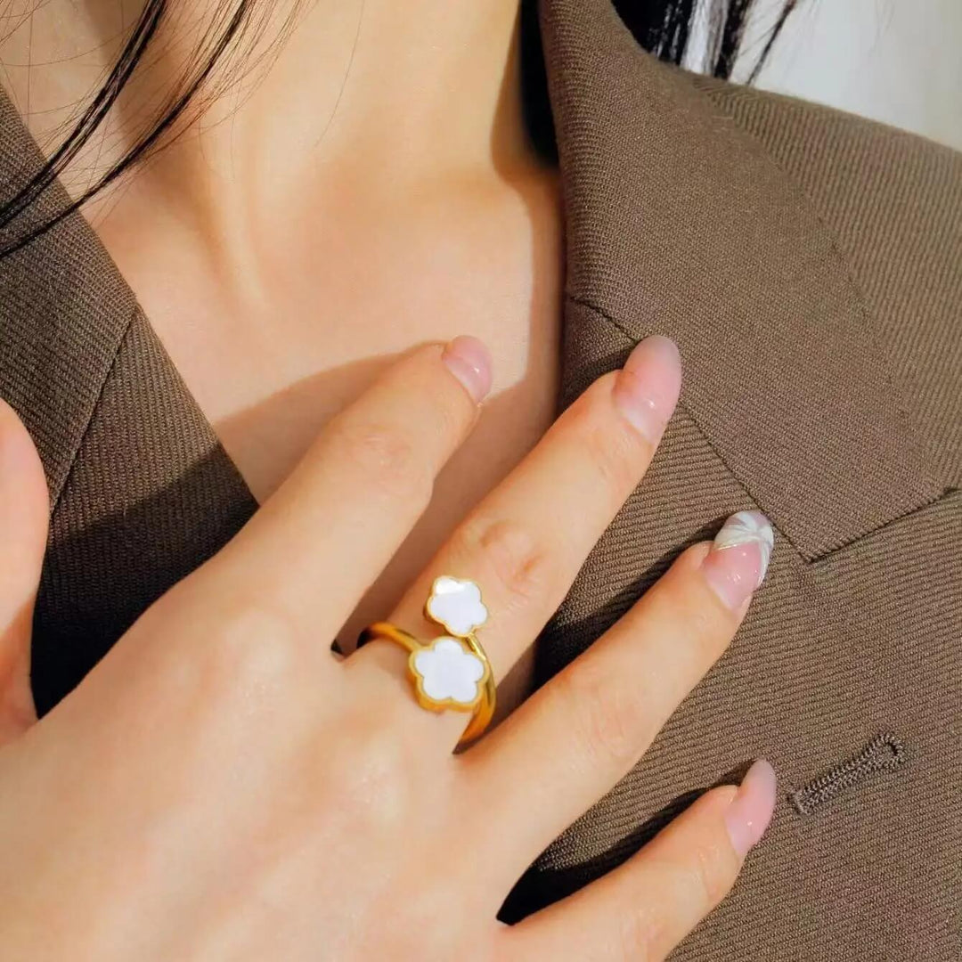 Five Leaf Clover Dual Ring