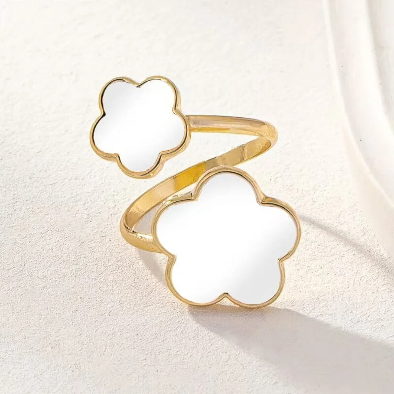 Five Leaf Clover Dual Ring