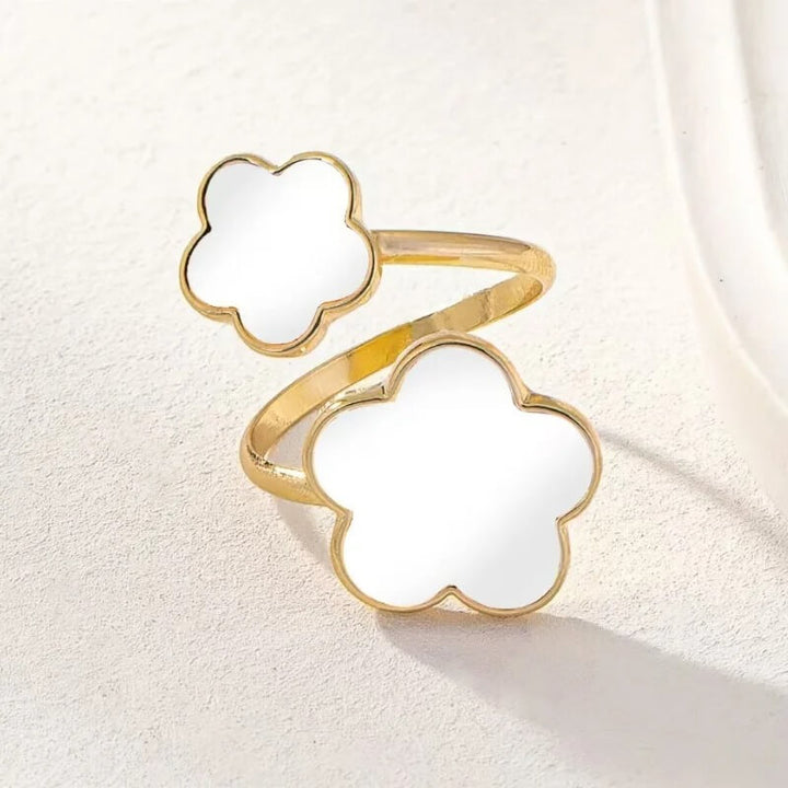 Five Leaf Clover Dual Ring