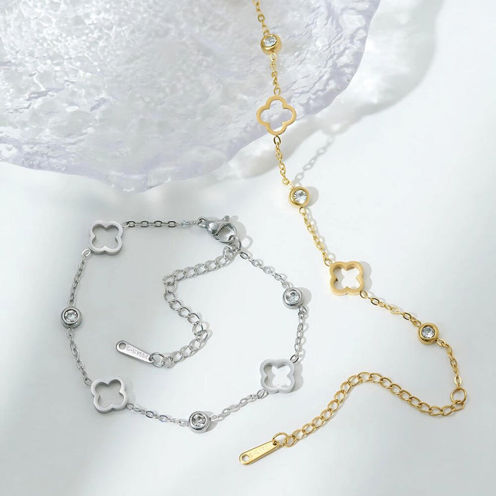 Hollowed Clover Diamond Bracelet