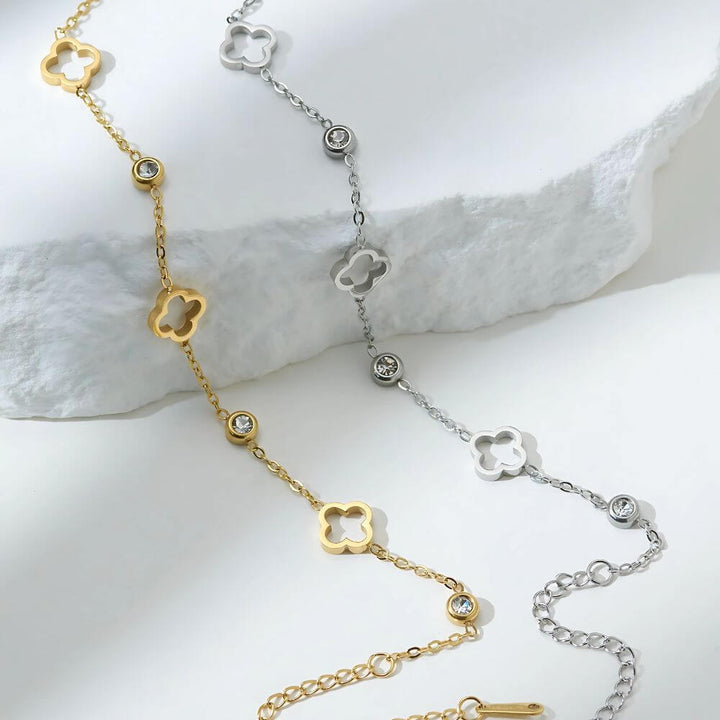 Hollowed Clover Diamond Bracelet